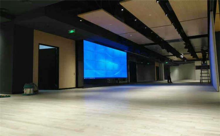 內蒙古楓樺木體育木地板施工