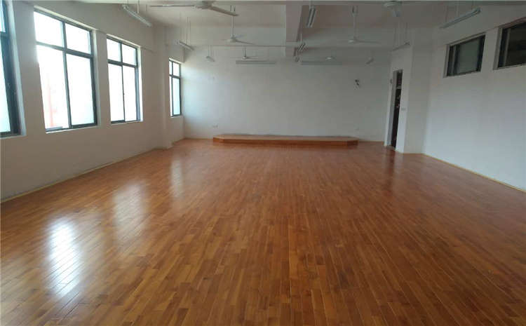 橡膠木NBA籃球場木地板哪個品牌好？