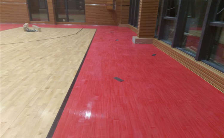 武漢企口體育木地板公司