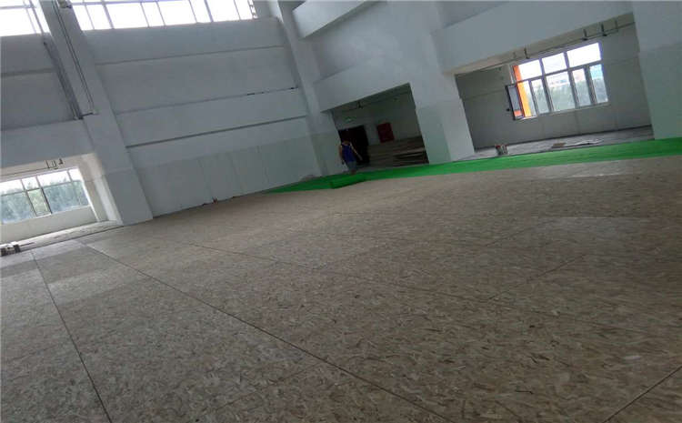 20厚運(yùn)動木地板廠家去哪找?