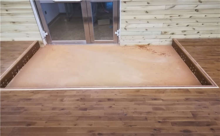 俄勒岡松實木運動地板怎么保養?